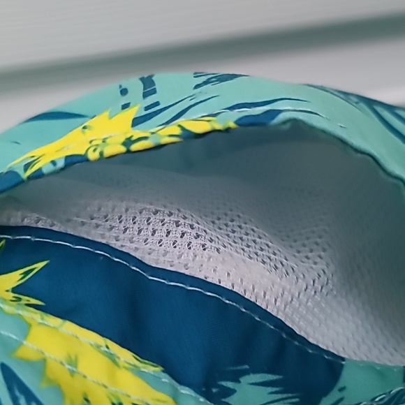 Men's Beautiful Giant pineapple print fast dry swim trunks in size XL, NWT - Picture 8 of 11